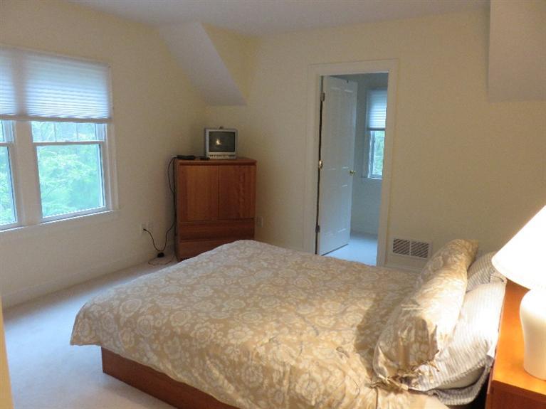 41 Glenneagle Dr, Mashpee, MA 02649 photo 12