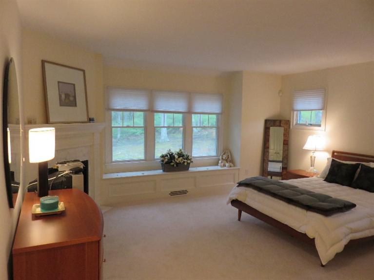 41 Glenneagle Dr, Mashpee, MA 02649 photo 7