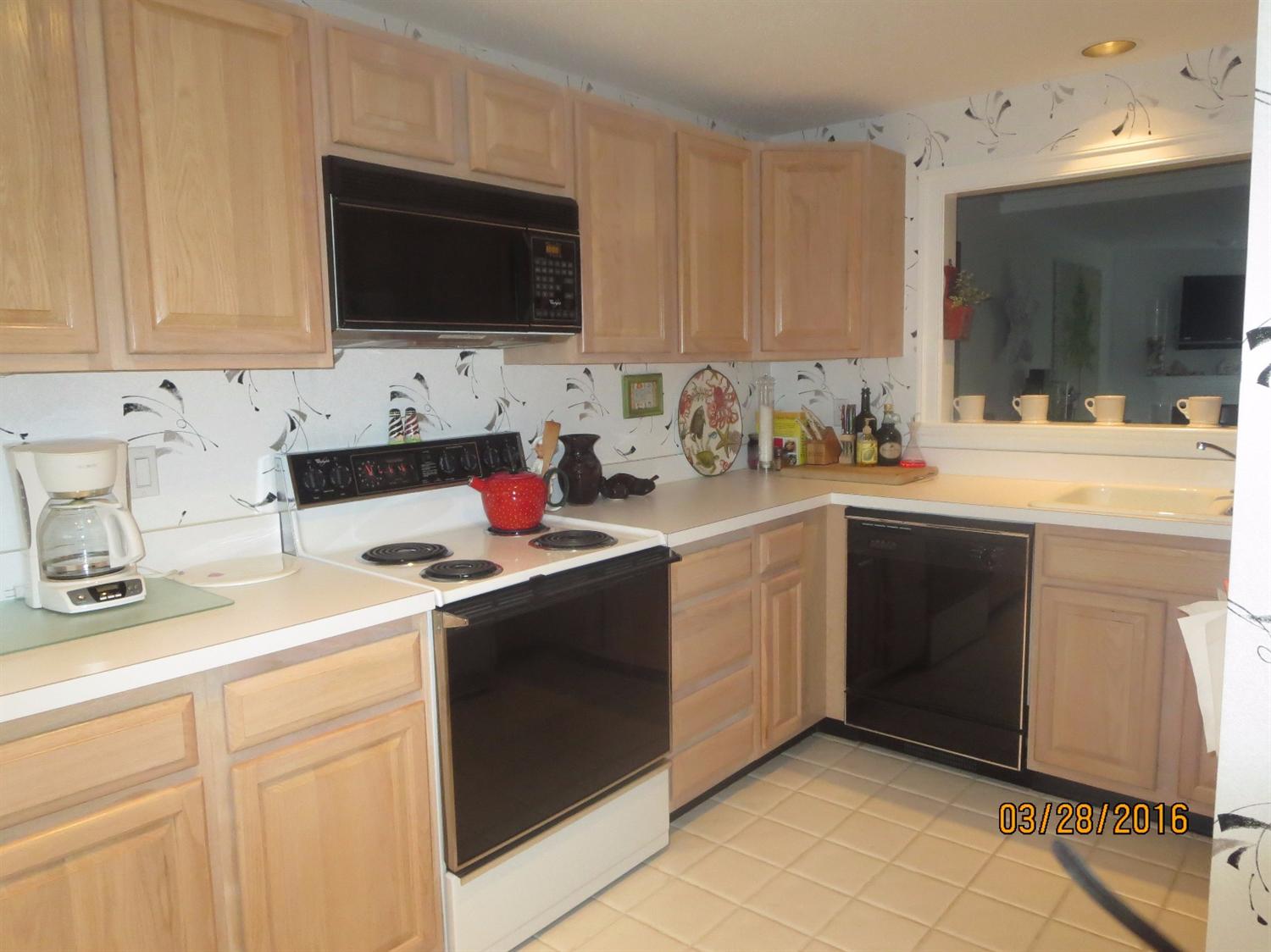 22 Hampton Ct, Mashpee, MA 02649 photo 5