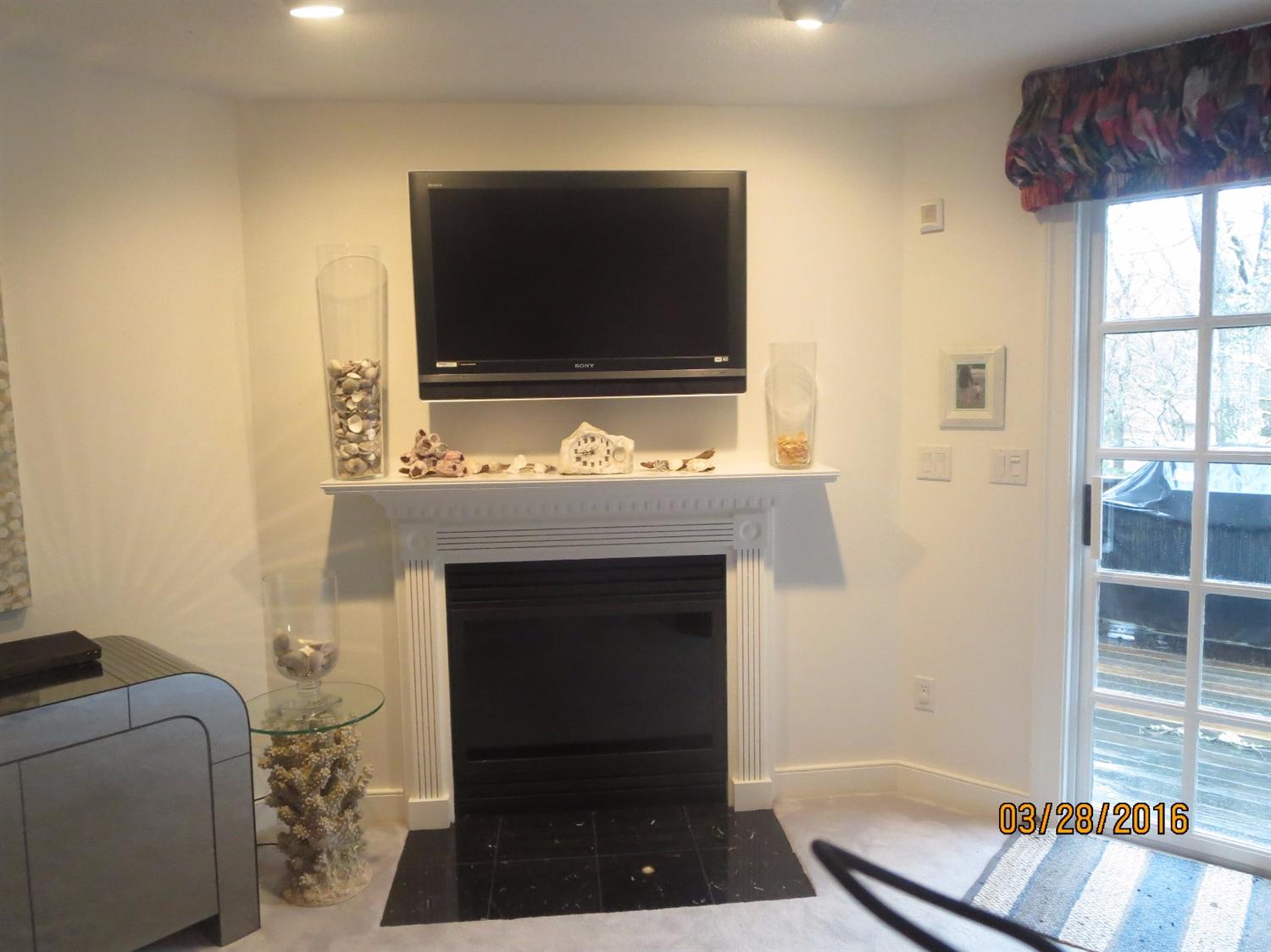22 Hampton Ct, Mashpee, MA 02649 photo 3