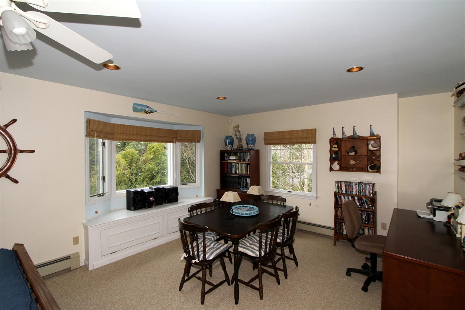 135 Shore Dr, Mashpee, MA 02649 photo 19