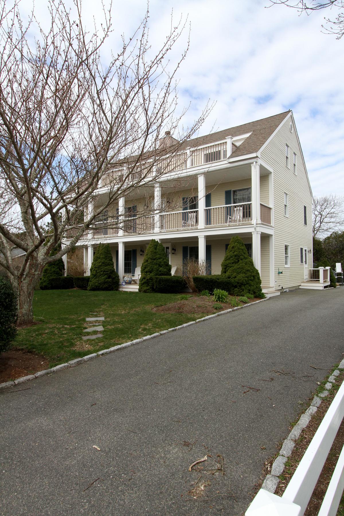 135 Shore Dr, Mashpee, MA 02649 photo 35