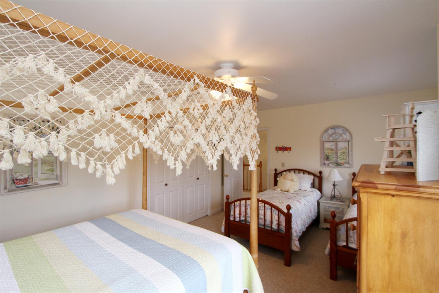 135 Shore Dr, Mashpee, MA 02649 photo 18