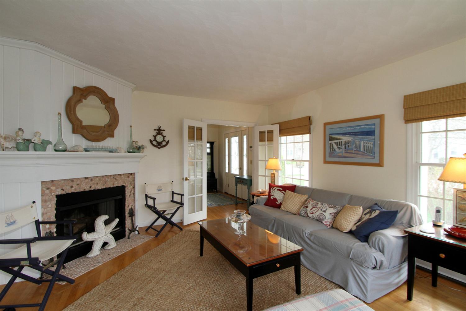 135 Shore Dr, Mashpee, MA 02649 photo 10