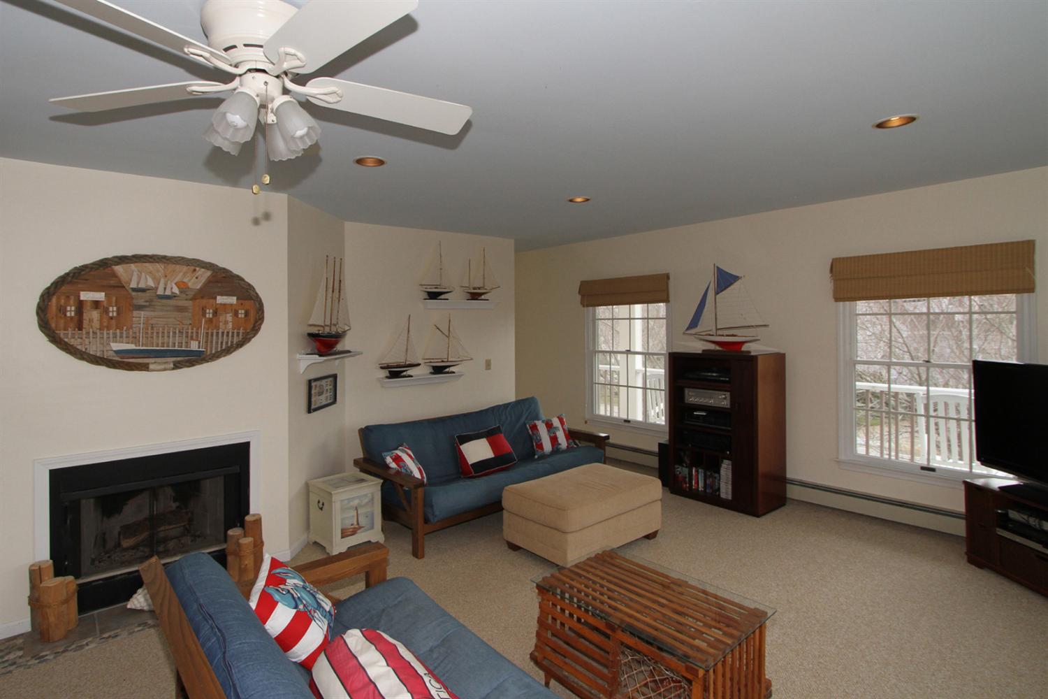 135 Shore Dr, Mashpee, MA 02649 photo 20