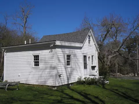 215 Parker Rd, West Barnstable, MA 02668 photo 10