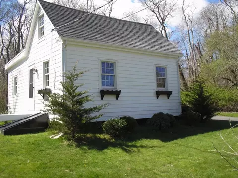 215 Parker Rd, West Barnstable, MA 02668 photo 1