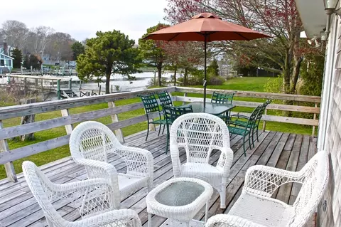 345 Monomoscoy Rd, Mashpee, MA 02649 photo 16