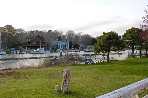 345 Monomoscoy Rd, Mashpee, MA 02649 photo 3