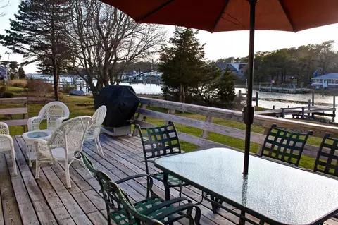 345 Monomoscoy Rd, Mashpee, MA 02649 photo 15