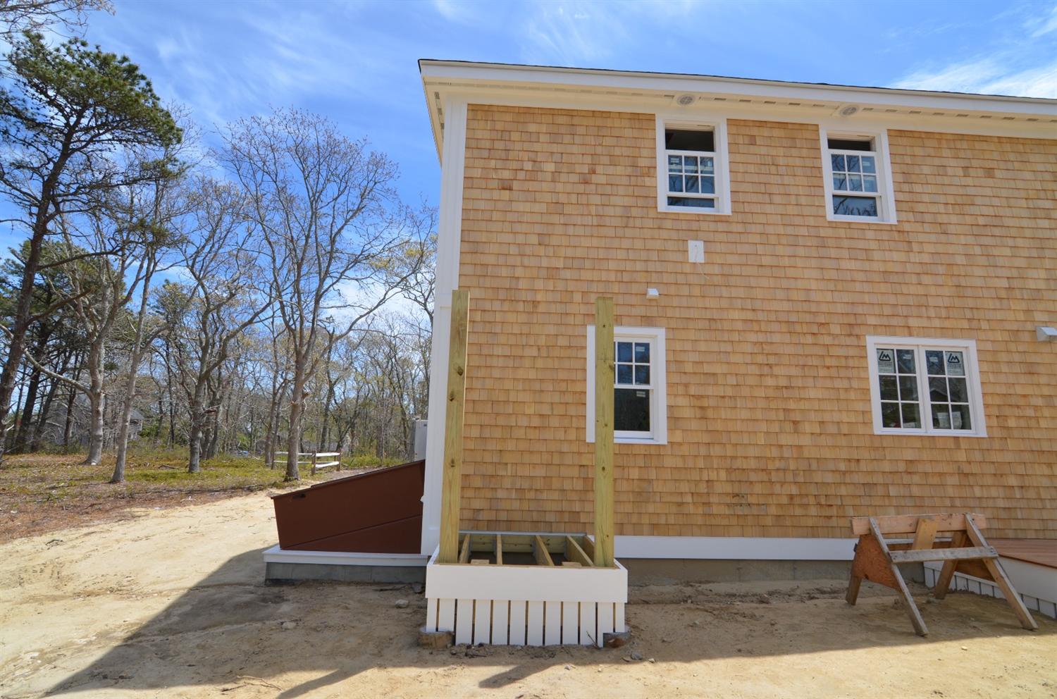 42 N Eighth St, Edgartown, MA 02539 photo 5