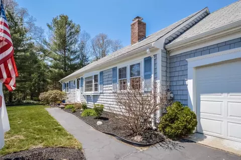 100 Mooring Dr, Cotuit, MA 02635 photo 3