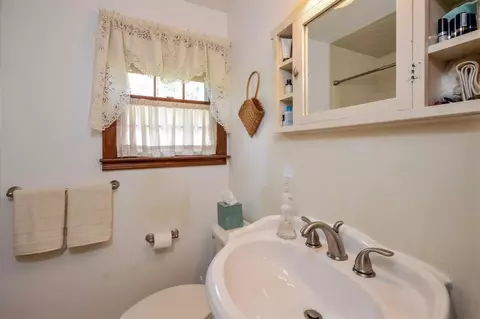 100 Mooring Dr, Cotuit, MA 02635 photo 22