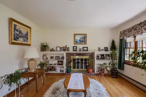 100 Mooring Dr, Cotuit, MA 02635 photo 8