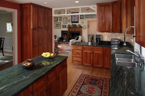 46 Cedar Tree Neck Rd, Marstons Mills, MA 02648 photo 2