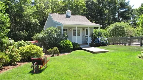 46 Cedar Tree Neck Rd, Marstons Mills, MA 02648 photo 7