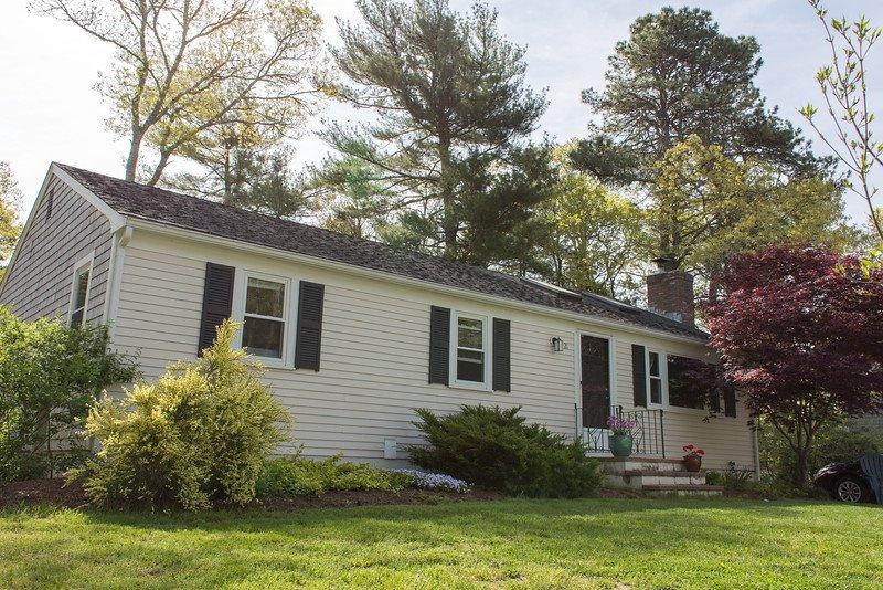 21 Forest Dr, Mashpee, MA 02649 photo 1