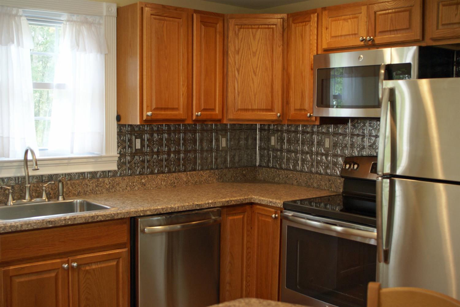 45 Coombs Ln, Mashpee, MA 02649 photo 4