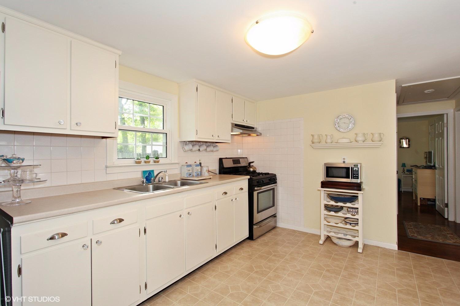 6 Security St, Hyannis, MA 02601 photo 5