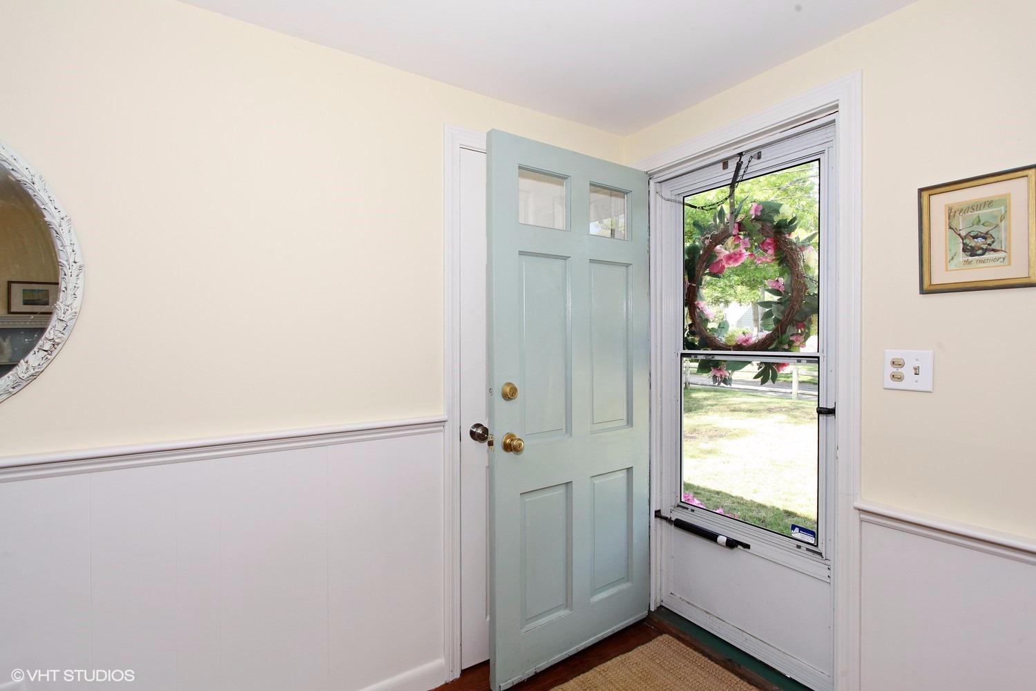 6 Security St, Hyannis, MA 02601 photo 2