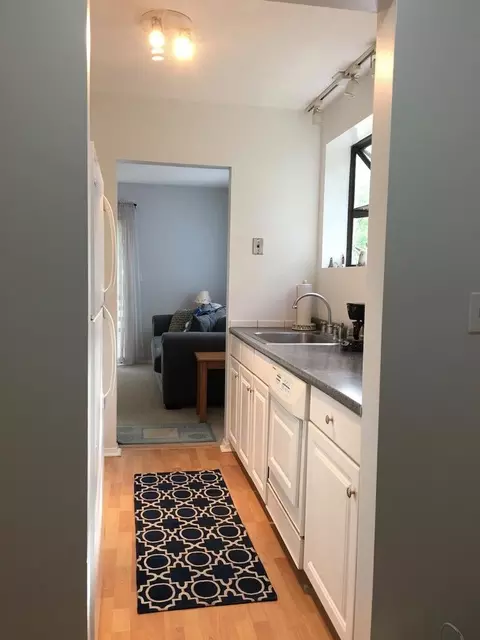 1 Roundhouse Rd, Monument Beach, MA 02553 photo 3