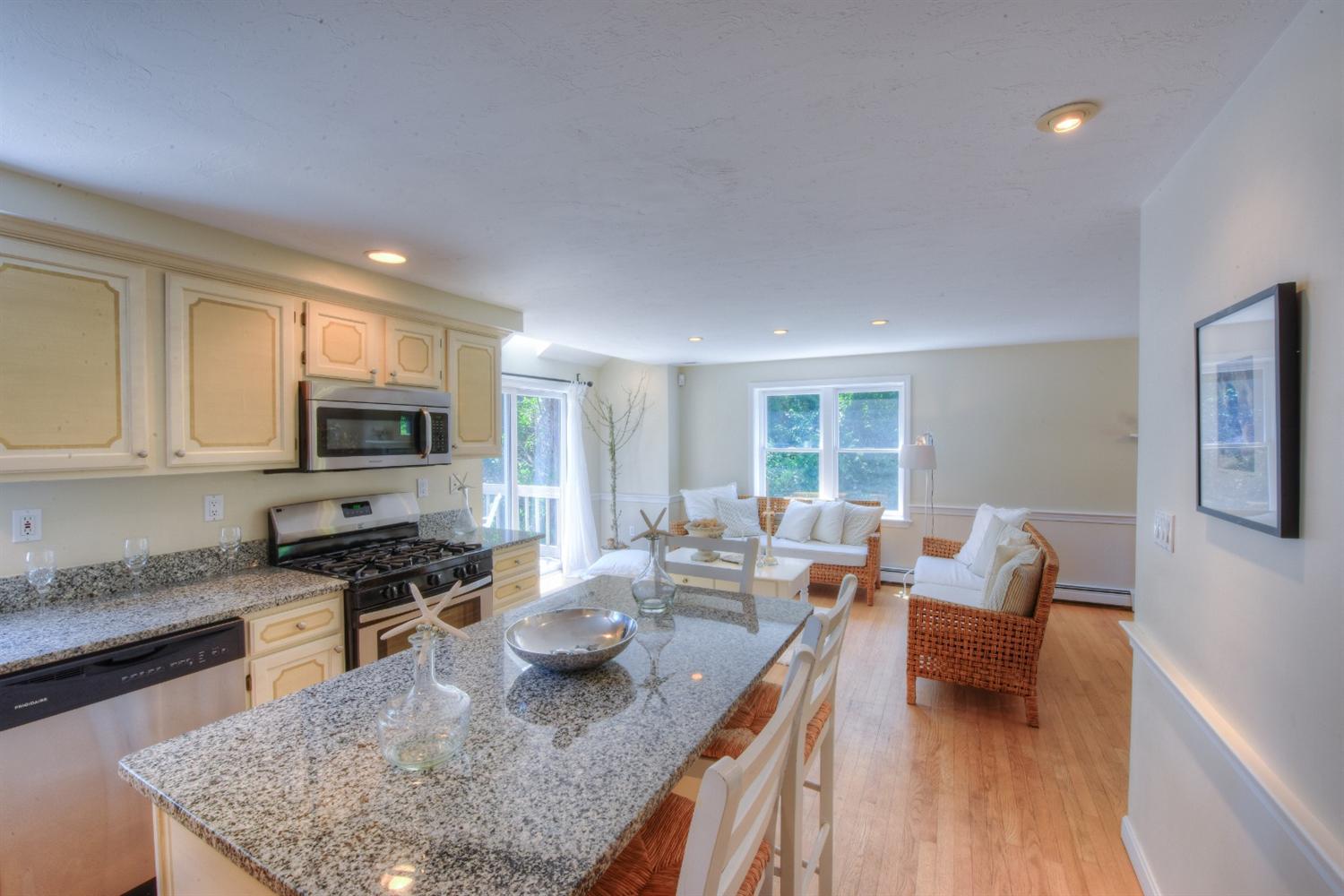 70 Maple St, West Barnstable, MA 02668 photo 18