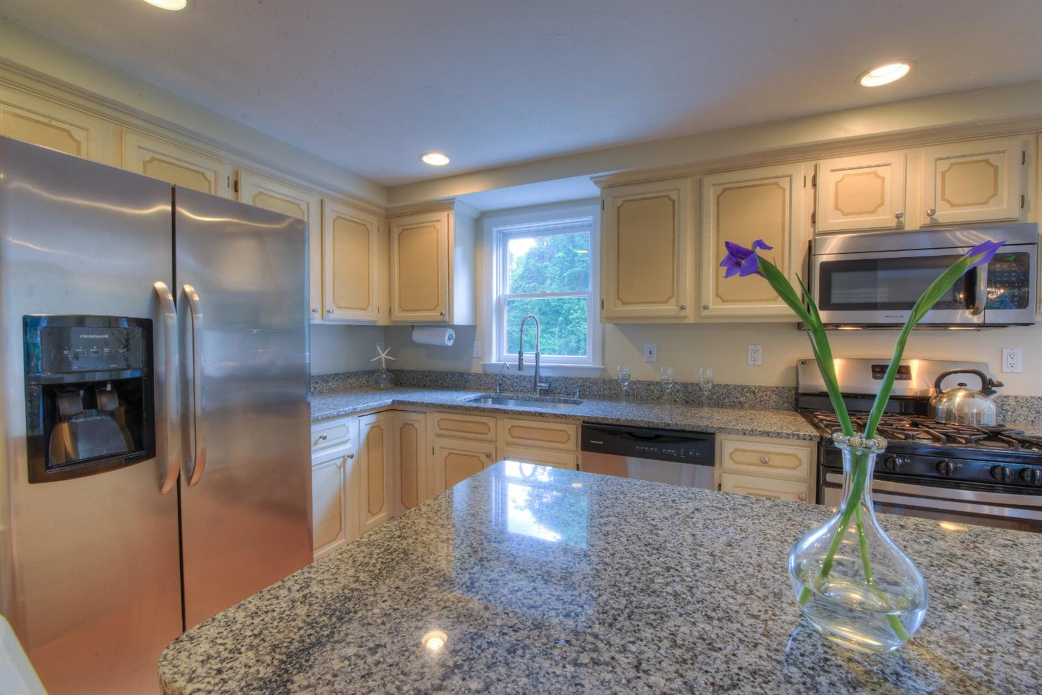 70 Maple St, West Barnstable, MA 02668 photo 21