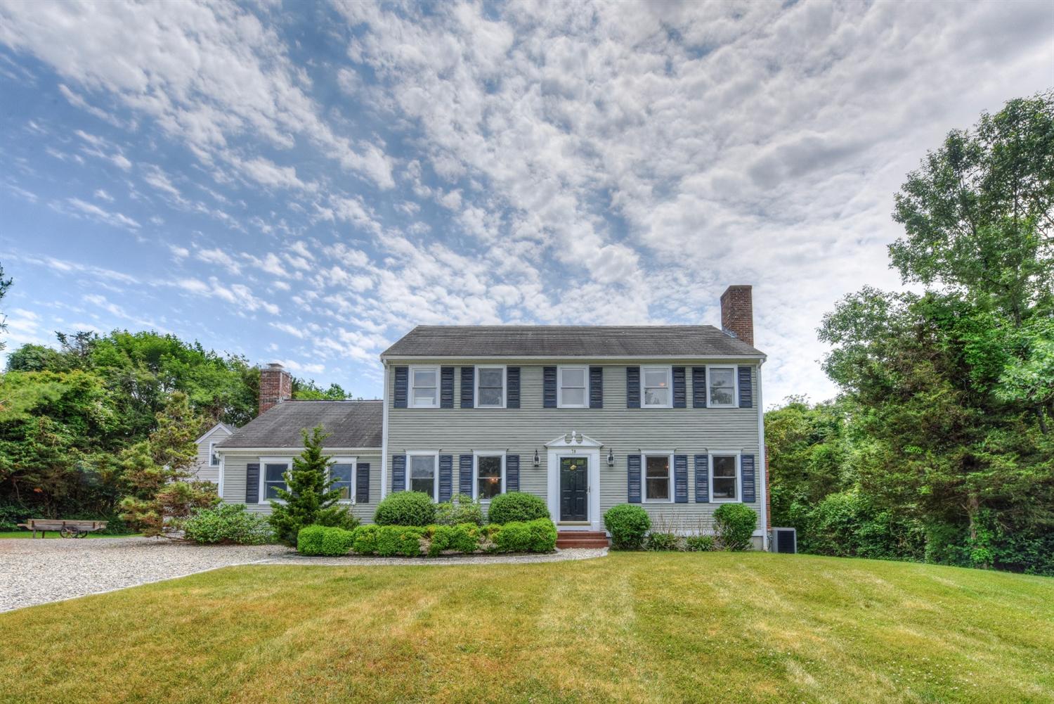 70 Maple St, West Barnstable, MA 02668 photo 3