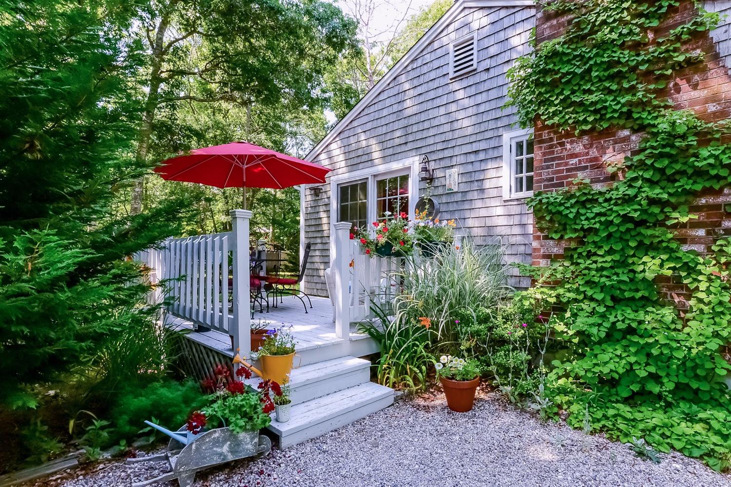 71 Wakeby Rd, Marstons Mills, MA 02648 photo 5