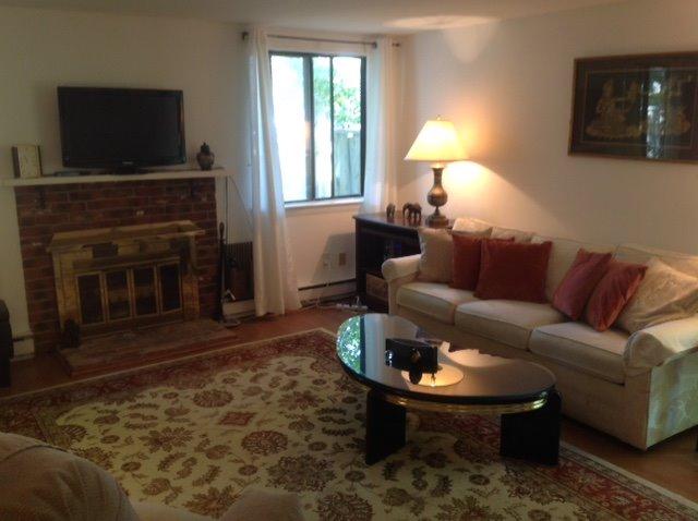 855 W Main St #5, Hyannis, MA 02601 photo 1