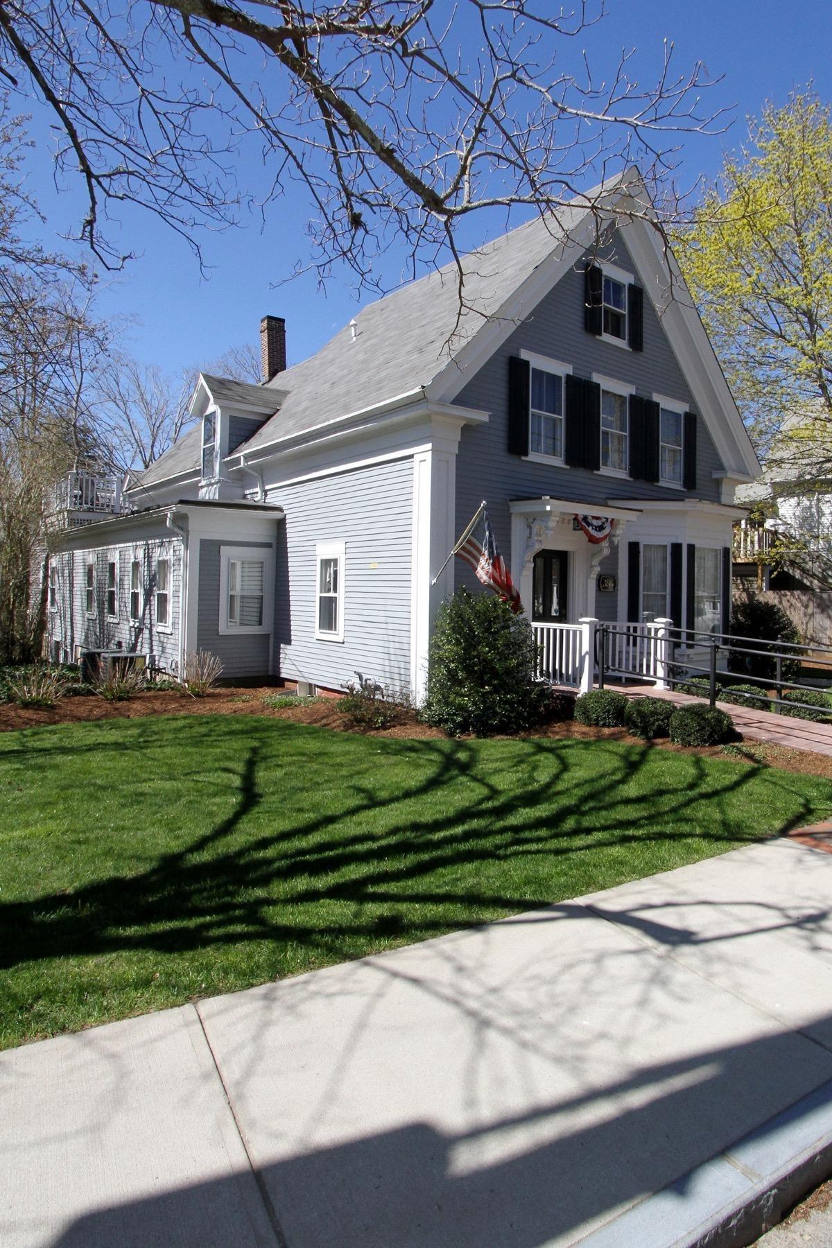 355 Main St, Wellfleet, MA 02667 photo 1