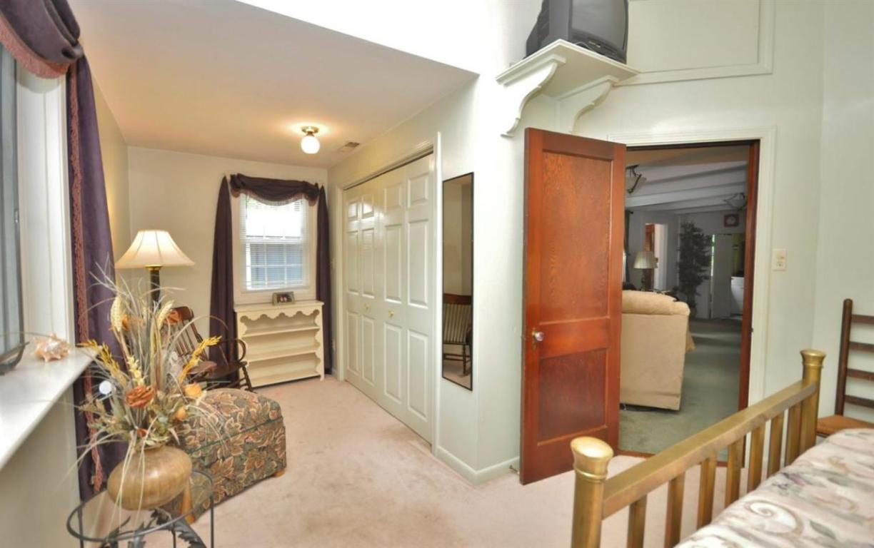 7 Squanto Rd, Sagamore Beach, MA 02562 photo 17