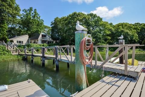 17 Compass Cir, Mashpee, MA 02649 photo 24