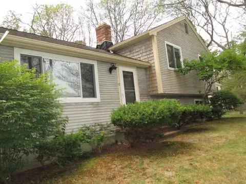 12 Howard Ave, Bourne, MA 02532 photo 1