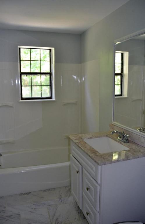 398 W Main St #5D, Hyannis, MA 02601 photo 7