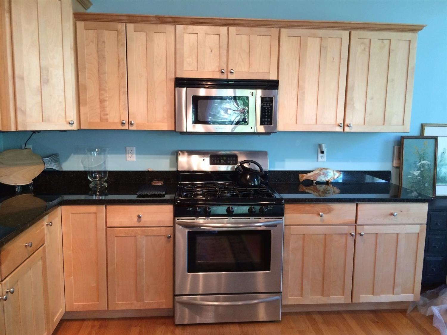 2 Hemlock Rd, Bourne, MA 02532 photo 9
