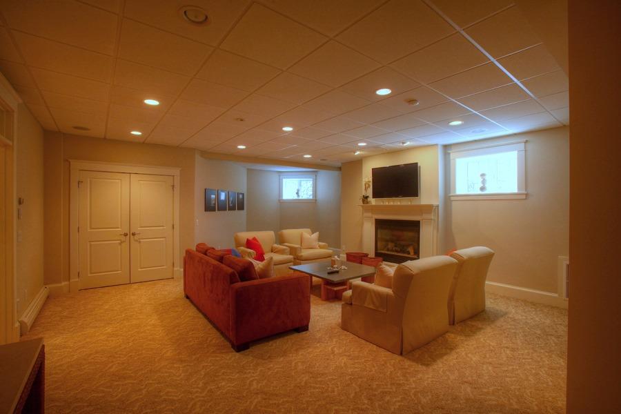 11 Ocean Bluff Dr, Mashpee, MA 02649 photo 19