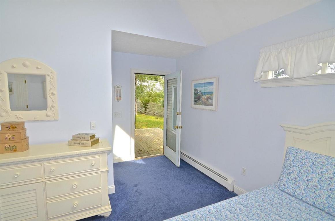 22 Hannahs Way, Edgartown, MA 02539 photo 18