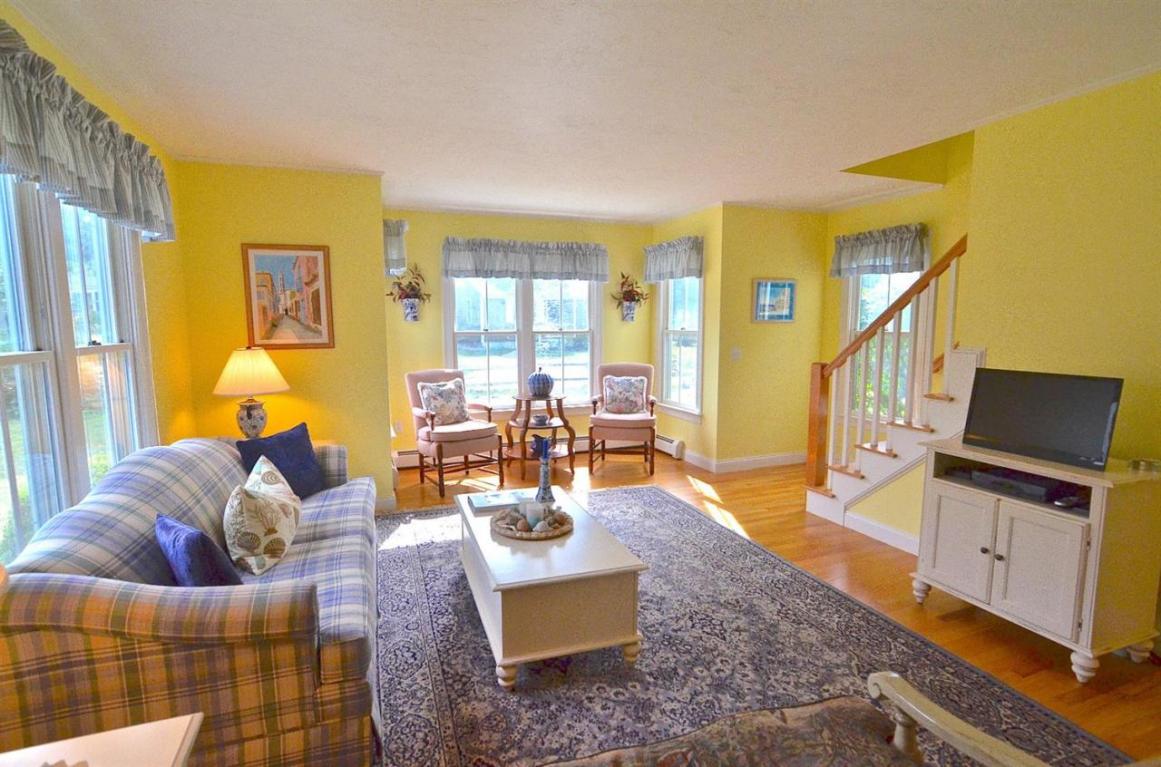 22 Hannahs Way, Edgartown, MA 02539 photo 5