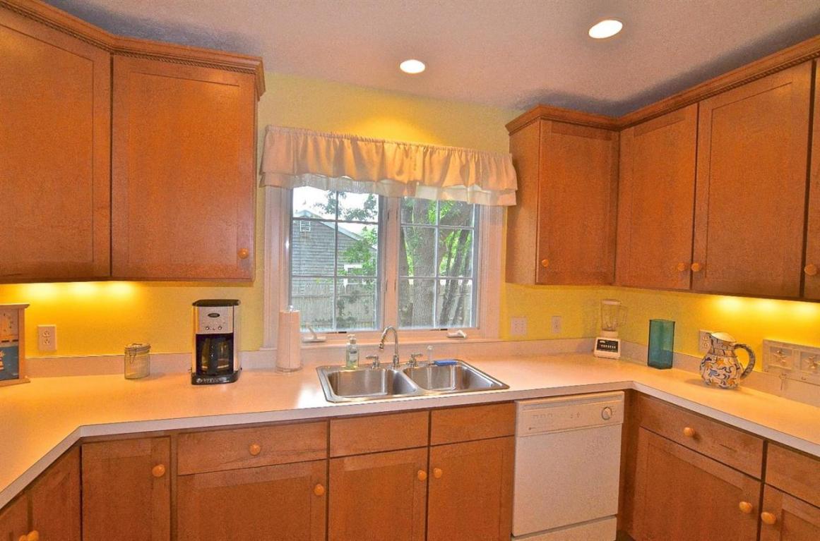 22 Hannahs Way, Edgartown, MA 02539 photo 8