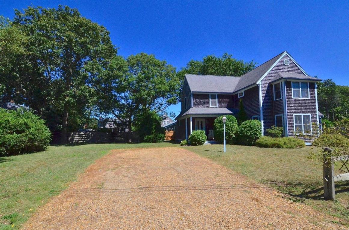 22 Hannahs Way, Edgartown, MA 02539 photo 2