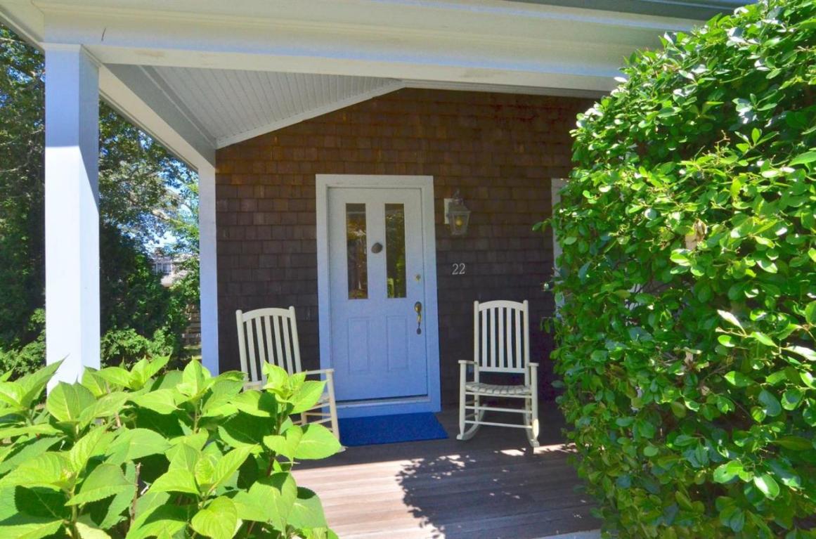22 Hannahs Way, Edgartown, MA 02539 photo 3
