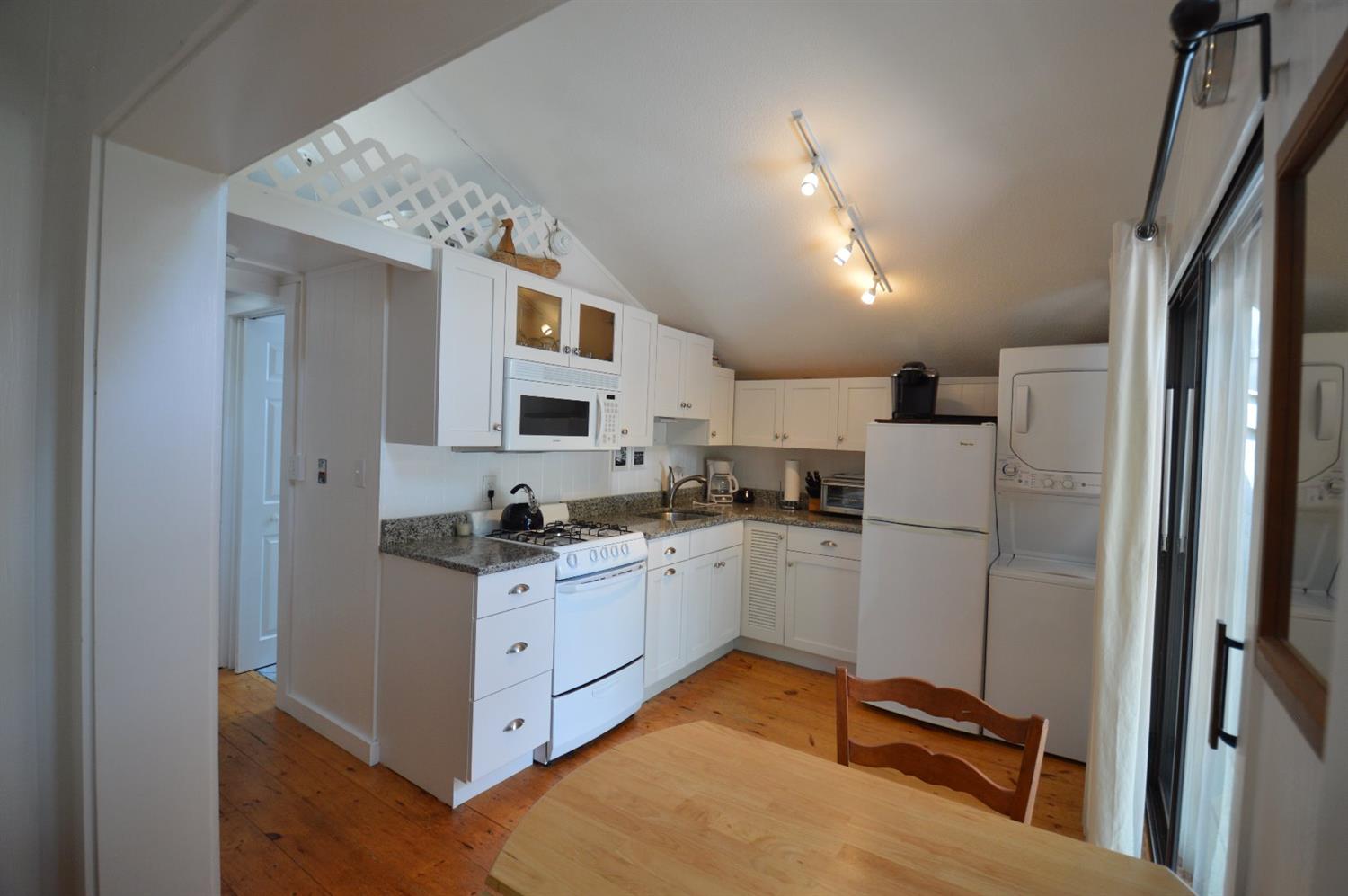 251 Shore Dr, Mashpee, MA 02649 photo 5