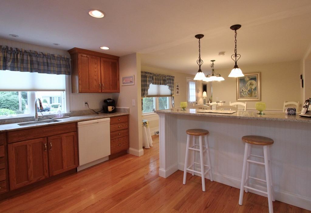 69 Sheaffer Rd, Centerville, MA 02632 photo 7