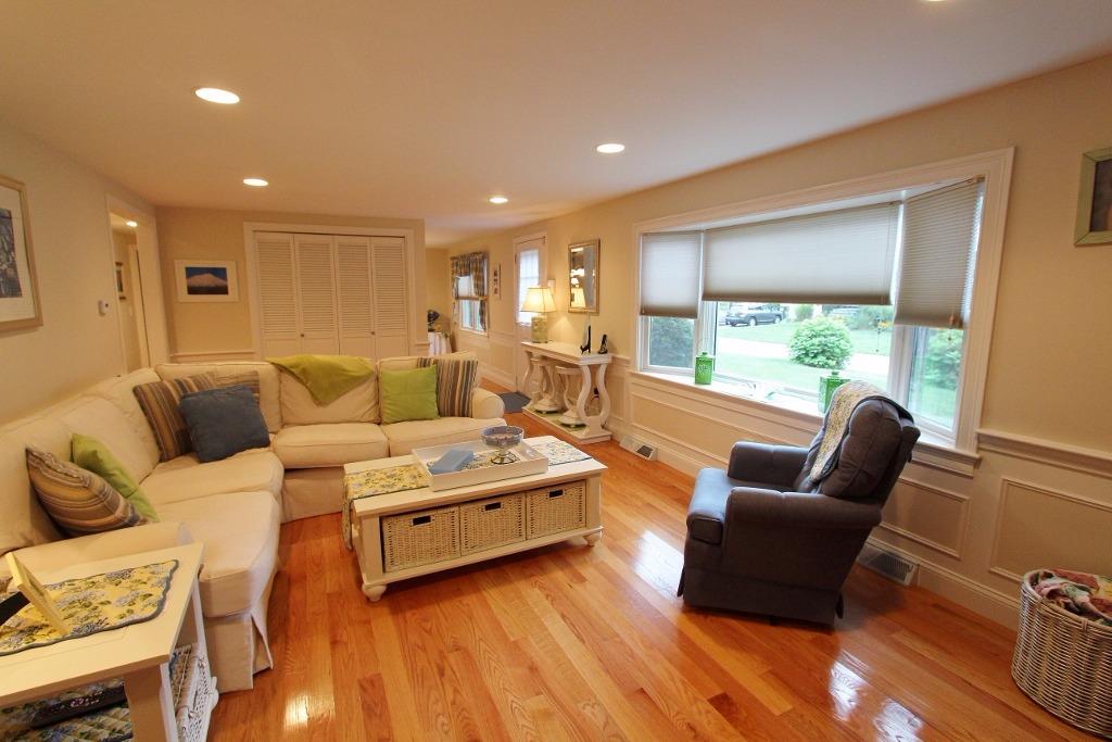 69 Sheaffer Rd, Centerville, MA 02632 photo 4