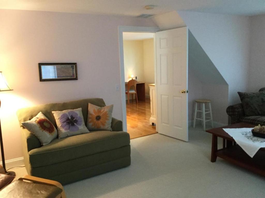 7 Bearse Rd, Mashpee, MA 02649 photo 25