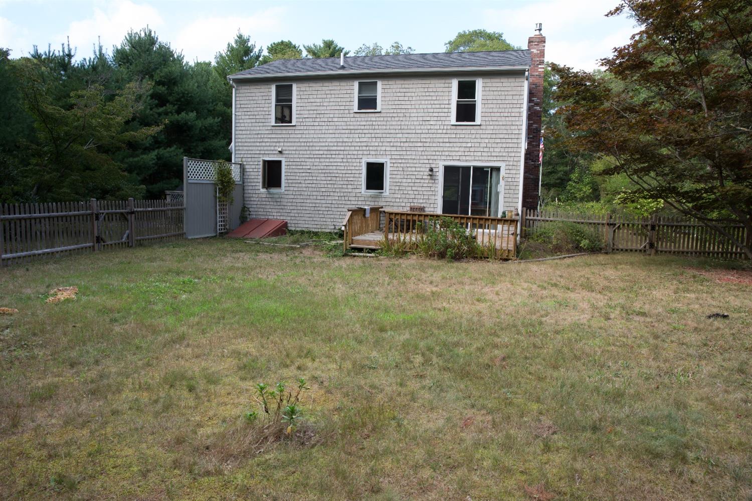 85 Michelle Ave, Cotuit, MA 02635 photo 11