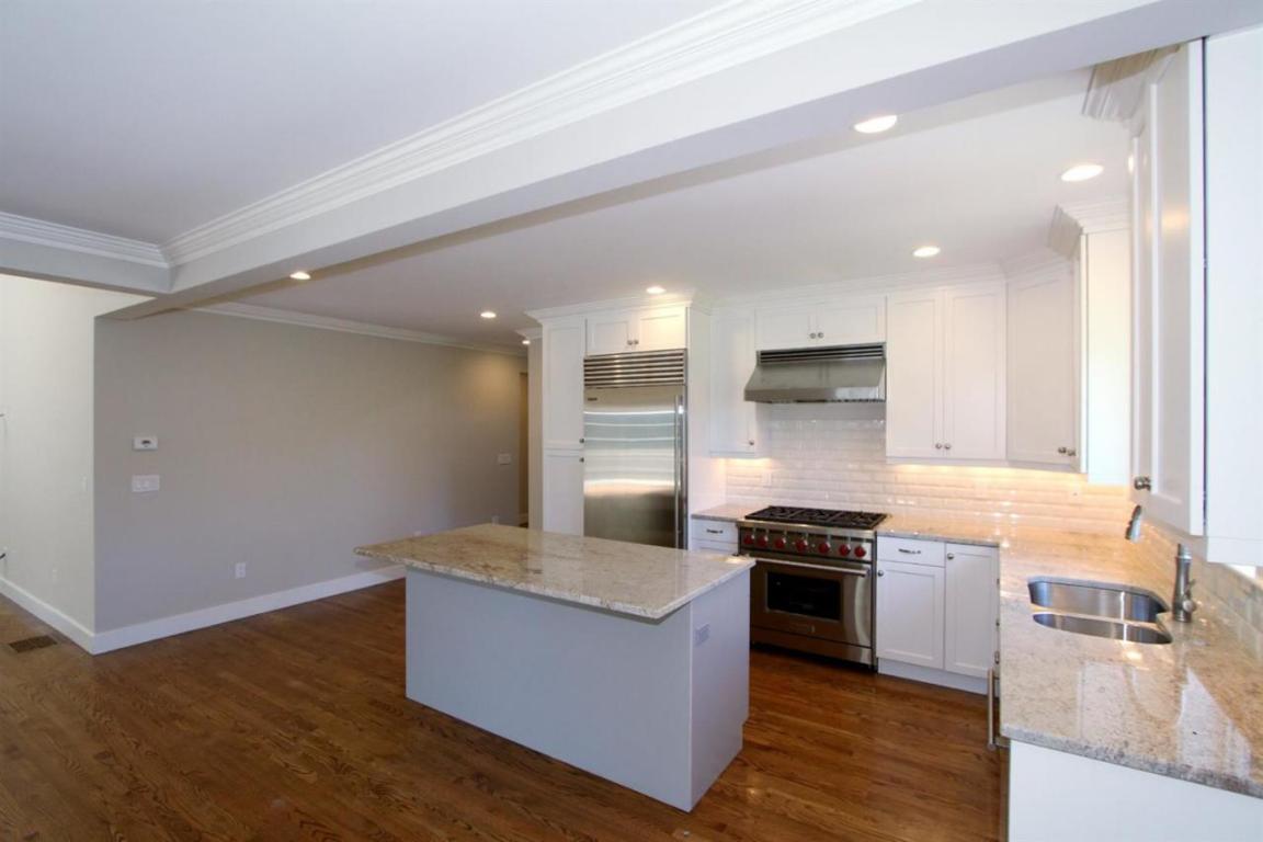 17 Flat Pond Cir, Mashpee, MA 02649 photo 11