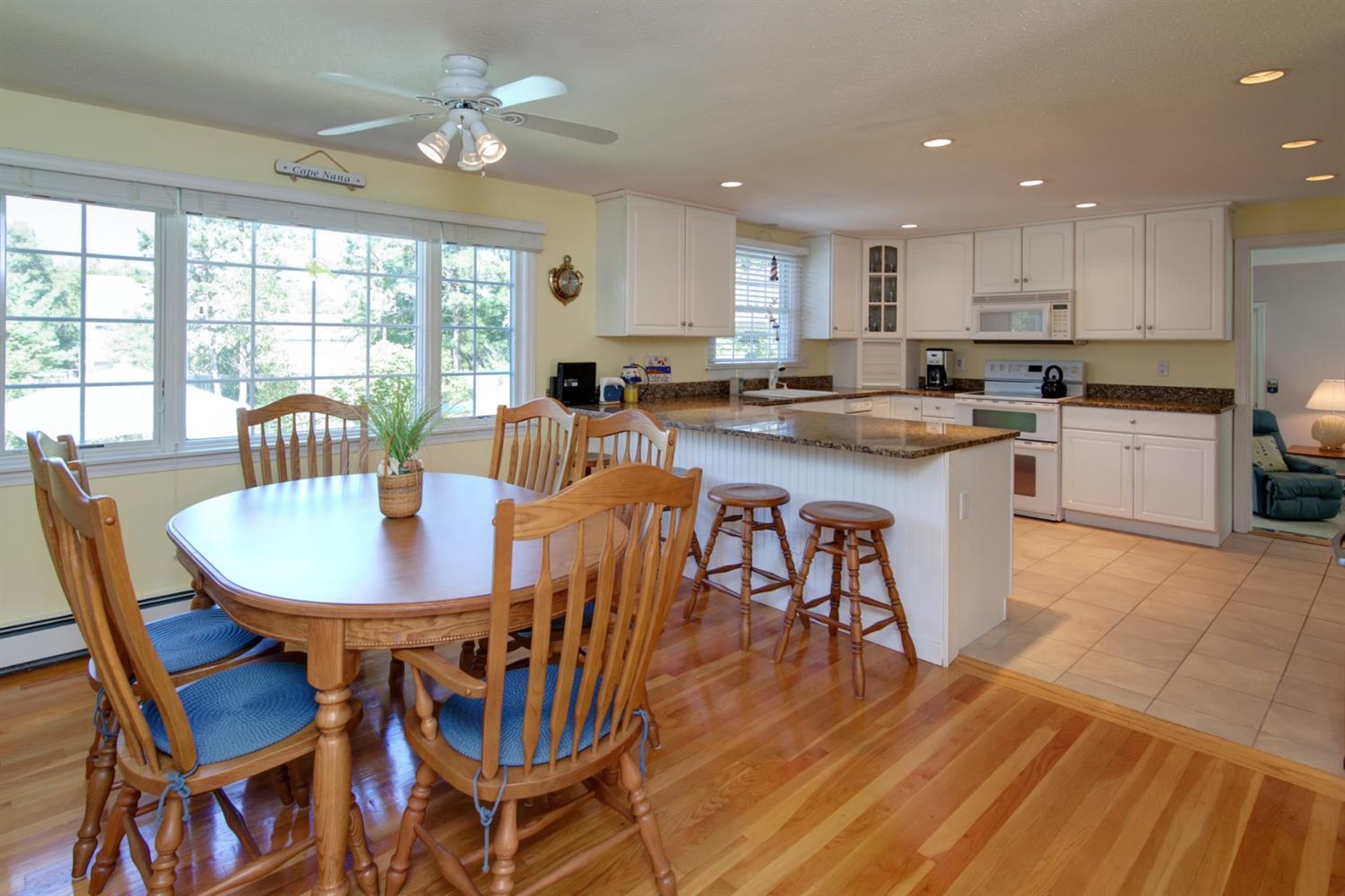 64 Oldham Rd, Osterville, MA 02655 photo 8