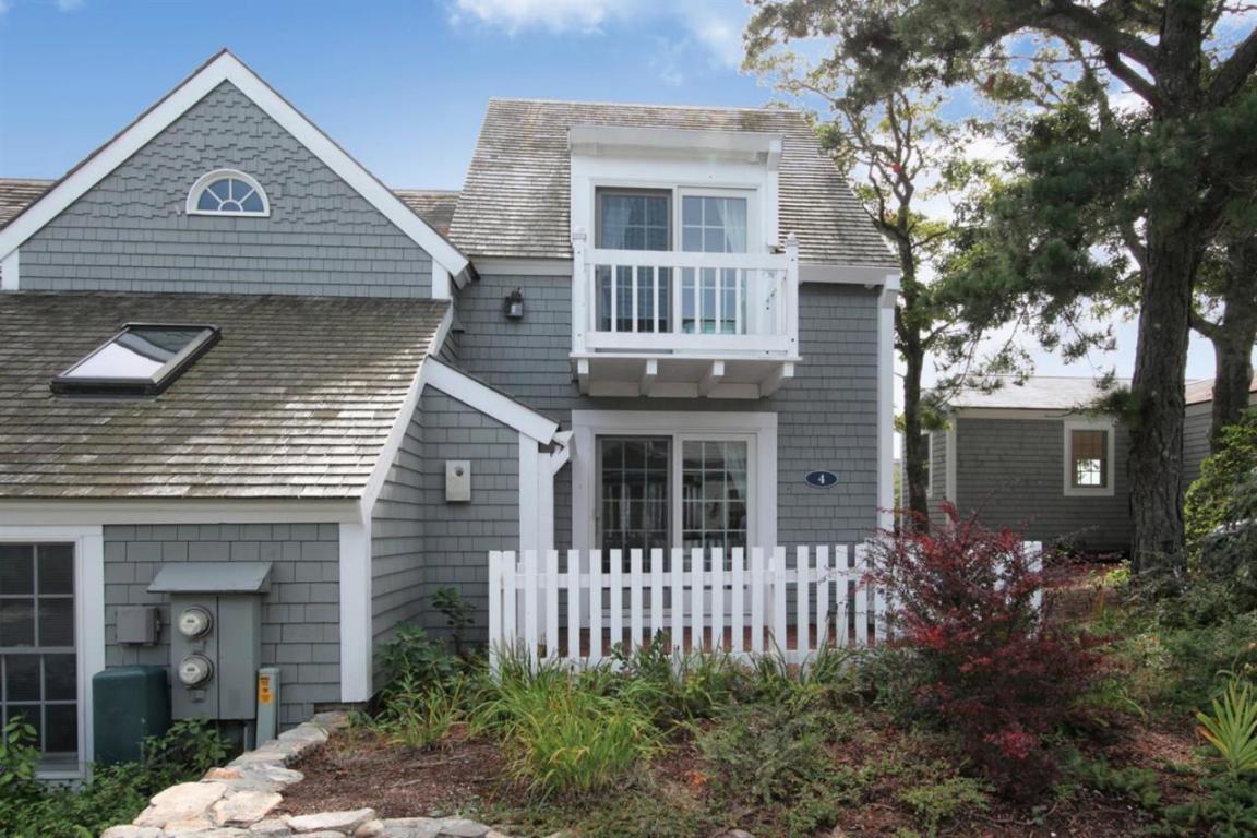 4 Hyannis Point Rd, Mashpee, MA 02649 photo 2
